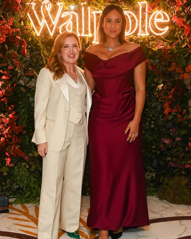 Yesterday evening the Walpole British Luxury Awards 2024 took place, take glimpse of the glittering guests in attendance at @thedorchester 

Congratulations to all of this year’s winners and thank you to those who joined us to celebrate them. 

@walpole_uk 
 
@davebenett for Getty Images
Talent @ivanalostudio